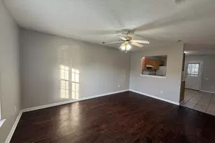 364 Hunting Green Dr, Jacksonville, NC 28546 - Photo 2