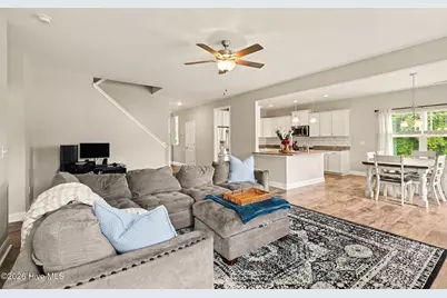52 Heirloom Court, Benson, NC 27504 - Photo 6