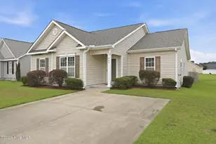 405 Rockland Dr, Greenville, NC 27858 - Photo 2