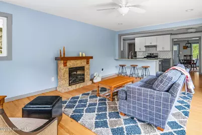 1302 Crest Drive, Aberdeen, NC 28315 - Photo 6
