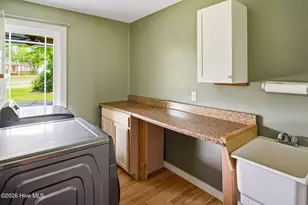 1302 Crest Dr, Aberdeen, NC 28315 - Photo 22
