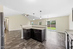212 Holly Grove Ct E, Jacksonville, NC 28540 - Photo 18