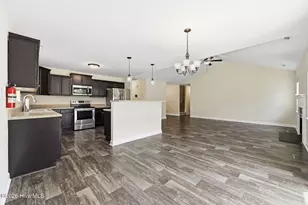 212 Holly Grove Ct E, Jacksonville, NC 28540 - Photo 12
