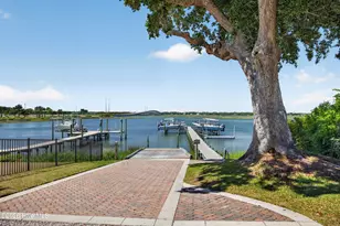 410 Sunrise Ct, Emerald Isle, NC 28594 - Photo 74