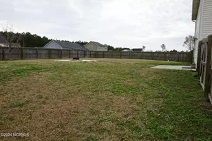 407 Sundown Ct, Hubert, NC 28539 - Photo 34