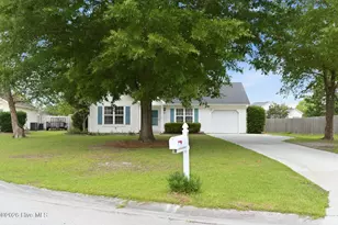 805 Valley Forge Ct, Wilmington, NC 28411 - Photo 2