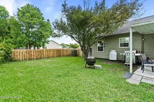533 Brook St, Morehead City, NC 28557 - Photo 6