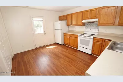 980 W Pueblo Drive, Jacksonville, NC 28546 - Photo 12