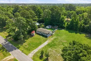 172 Gray Squirrel Ln, Newport, NC 28570 - Photo 4