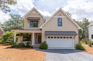 140 Surry Circle Dr S, Pinehurst, NC 28374 - Photo 1