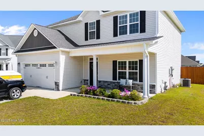 1010 Spot Circle, New Bern, NC 28562 - Photo 2