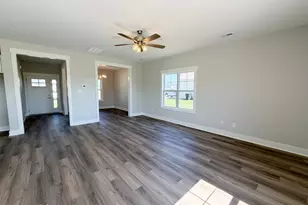 506 E Black Water Ln, Maysville, NC 28555 - Photo 8