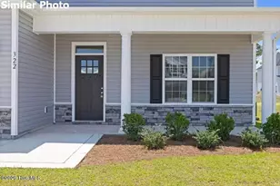 512 E Black Water Ln, Maysville, NC 28555 - Photo 4