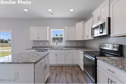 512 E Black Water Lane, Maysville, NC 28555 - Photo 12
