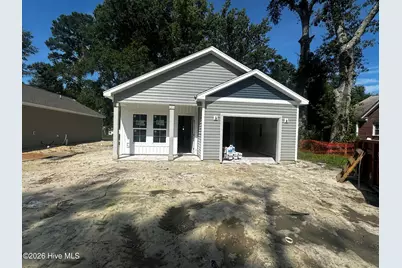 704 A Bynum Avenue, Maysville, NC 28555 - Photo 1