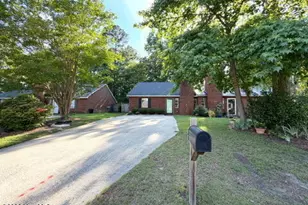 1804 Summerhaven Dr, Greenville, NC 27858 - Photo 6