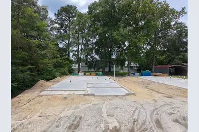 704 Bynum Avenue, Maysville, NC 28555 - Photo 10