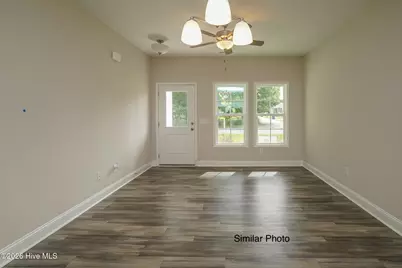 704 Bynum Avenue, Maysville, NC 28555 - Photo 4