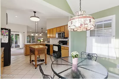 6009 Pelican Drive, New Bern, NC 28560 - Photo 8