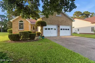 6009 Pelican Dr, New Bern, NC 28560 - Photo 1