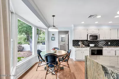 207 River Drive, Southport, NC 28461 - Photo 14