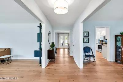 207 River Drive, Southport, NC 28461 - Photo 4