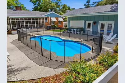 207 River Drive, Southport, NC 28461 - Photo 2