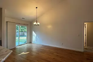 225 Westfield Dr, Richlands, NC 28574 - Photo 4