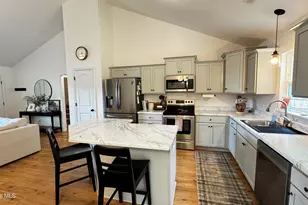 225 Westfield Dr, Richlands, NC 28574 - Photo 4