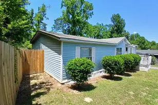 3929 Debra St, Augusta, GA 30906 - Photo 2