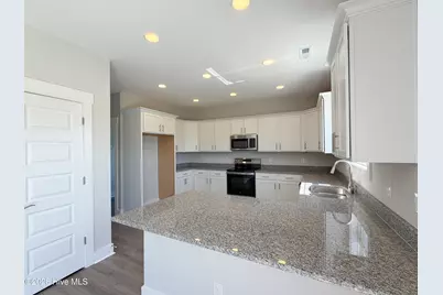510 E Black Water Lane, Maysville, NC 28555 - Photo 10