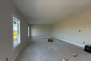 510 E Black Water Ln, Maysville, NC 28555 - Photo 6