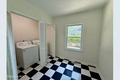 407 Vann Drive, Clinton, NC 28328 - Photo 18
