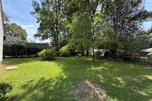 407 Vann Dr, Clinton, NC 28328 - Photo 20