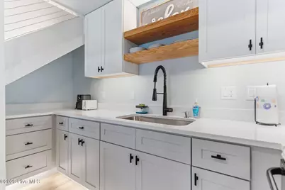 415 Carolina Beach Avenue N, Carolina Beach, NC 28428 - Photo 24