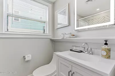 415 Carolina Beach Avenue N, Carolina Beach, NC 28428 - Photo 60