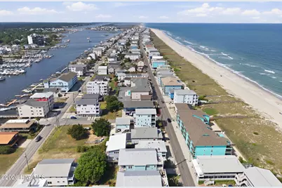 415 Carolina Beach Avenue N, Carolina Beach, NC 28428 - Photo 16
