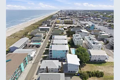 415 Carolina Beach Avenue N, Carolina Beach, NC 28428 - Photo 8