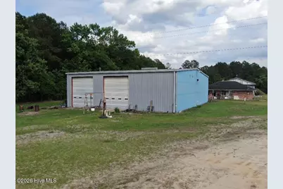 1434 Nc 53 Highway W, Elizabethtown, NC 28337 - Photo 1