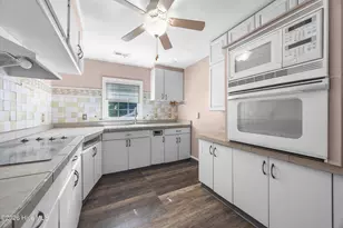 1453 Old Fayetteville Road NE, Leland, NC 28451 - Photo 38