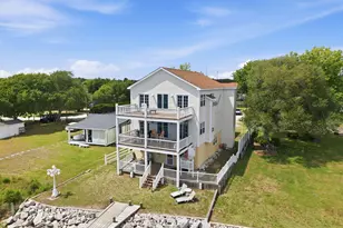 103 Waterfront Ave, Newport, NC 28570 - Photo 8
