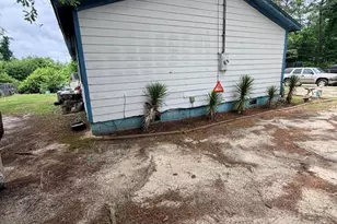 197 Zoo Road S, Roanoke Rapids, NC 27870 - Photo 2