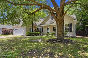 103 Southern Magnolia Ct, Hampstead, NC 28443 - Photo 2