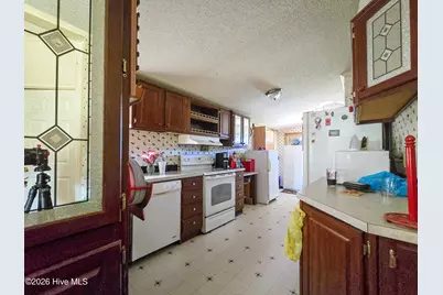 1007 Elbert Drive, Elizabeth City, NC 27909 - Photo 6