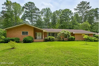 527 Edgewood Circle, Whiteville, NC 28472 - Photo 1
