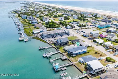 712 Channel Boulevard, Topsail Beach, NC 28445 - Photo 4