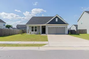 103 Flora Fld Dr, Jacksonville, NC 28546 - Photo 1