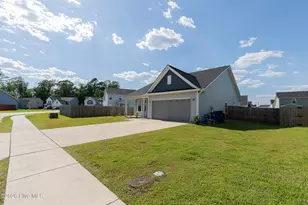 103 Flora Fld Dr, Jacksonville, NC 28546 - Photo 4