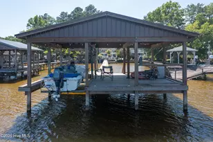 2313 Waccamaw Shores Rd, Lake Waccamaw, NC 28450 - Photo 14