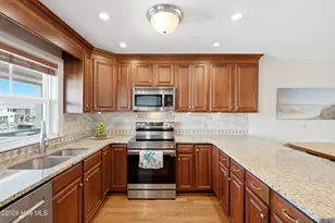 30 Laurinburg St, Ocean Isle Beach, NC 28469 - Photo 14